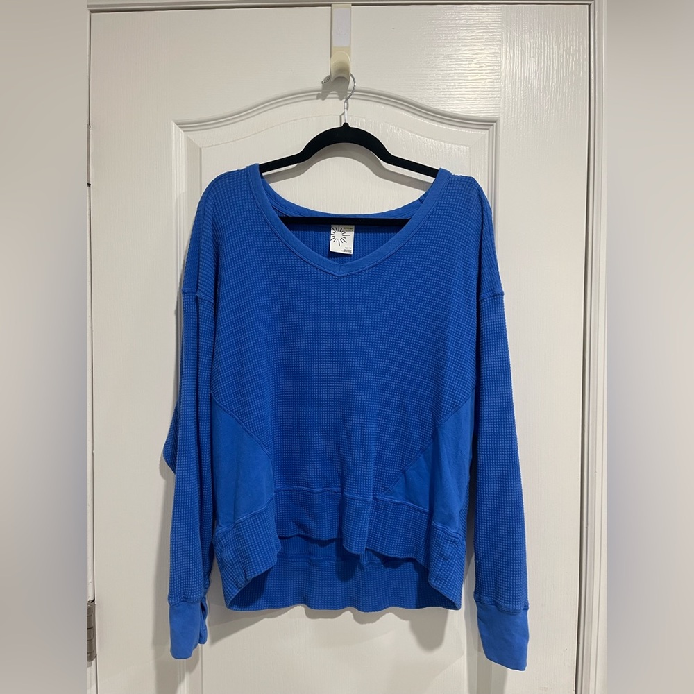 Aerie long sleeve royal blue waffle shirt